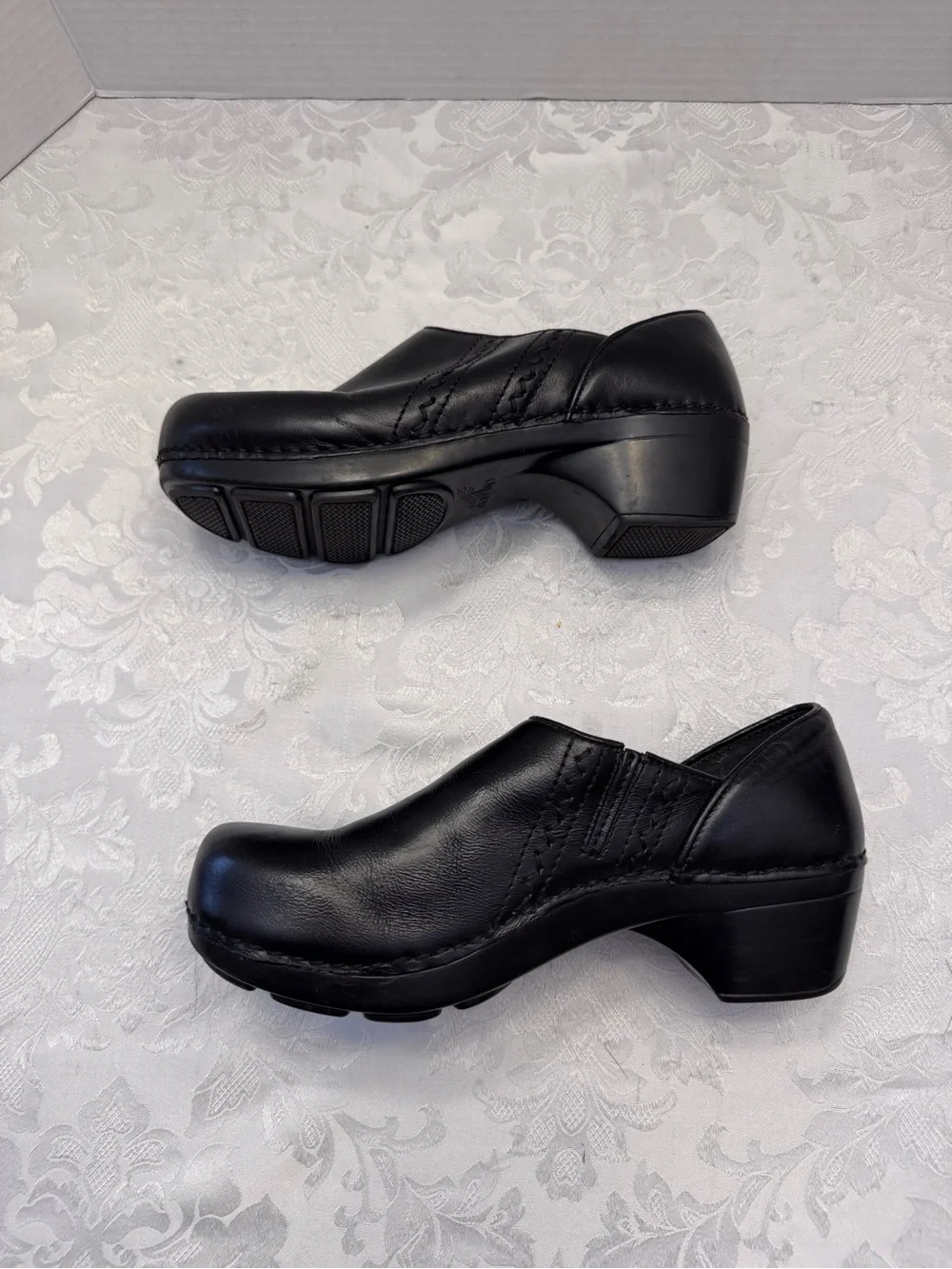 Dansko Sienna Slip On Comfort Shoe Clog Black Leather Size‎ 38 / 7.5-8 Medical